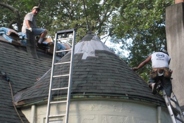 architechtural-roof-shingles-e1357322441374-1